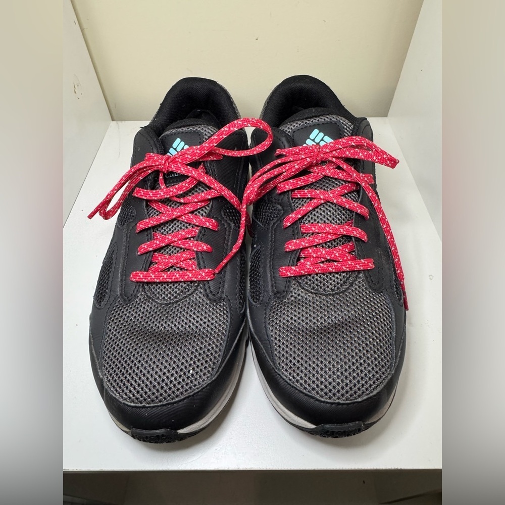 Columbia Hiking Shoes Vitesse Fast Track women’s size 9.5 black pink